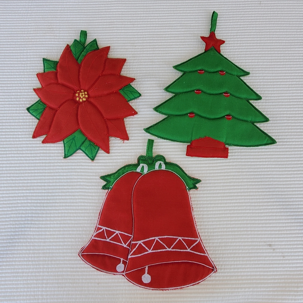 3 Christmas Potholders Vintage Tree Poinsettia Bells Cottagecore Decorative